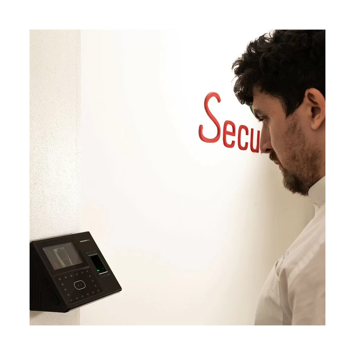 Marcatempo Biometrico | Scopri xFace 103 V2: il timbracartellini con riconoscimento facciale